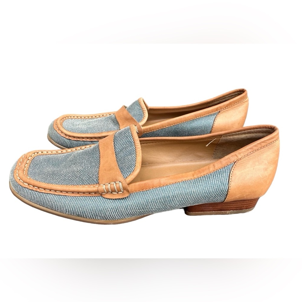 Liz Claiborne Denim/Tan Leather Upper VALORA slip on Loafers. Sz. 7